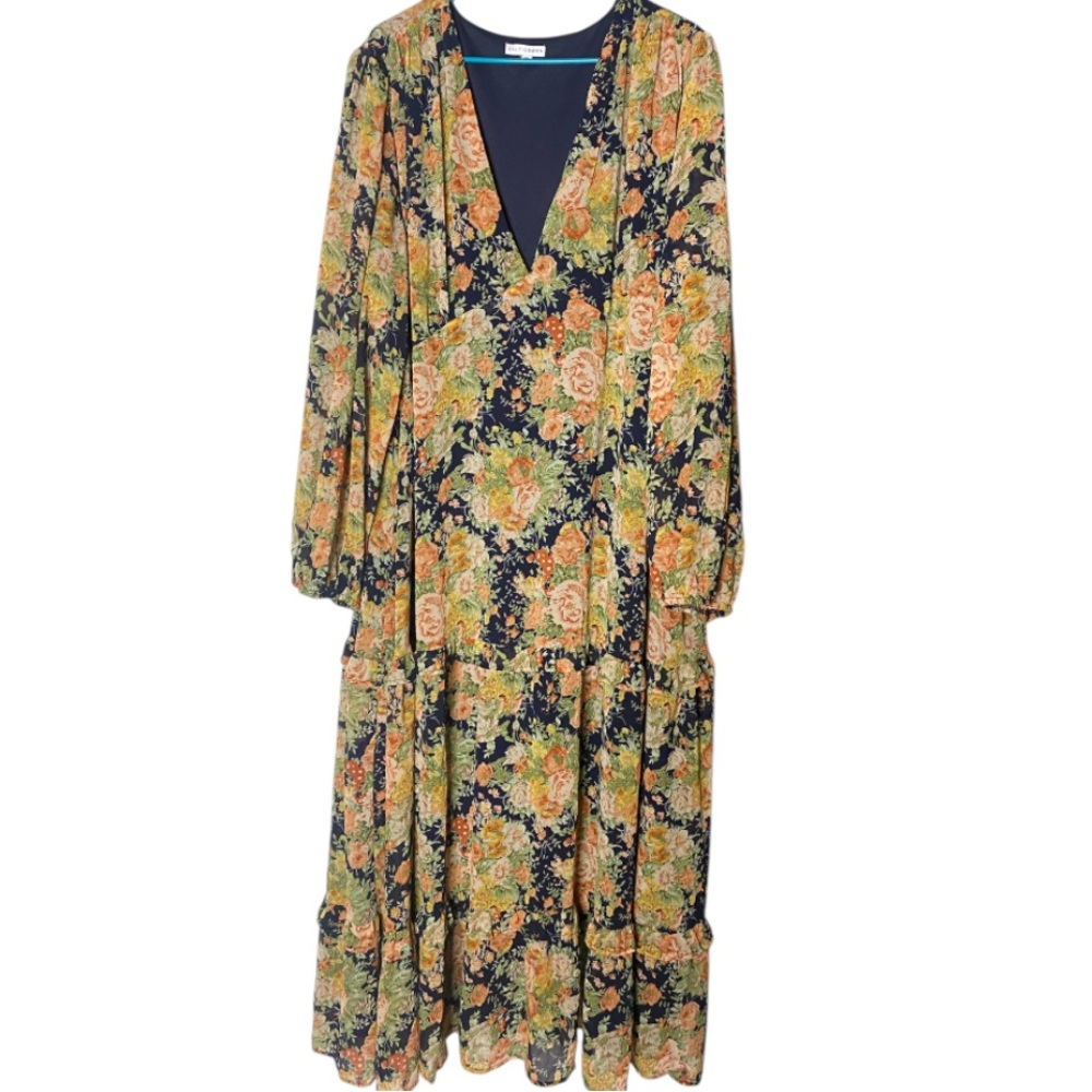 BALTIC BORN (NWOT)Bowman Deep V Floral Plus Size Tiered
3X